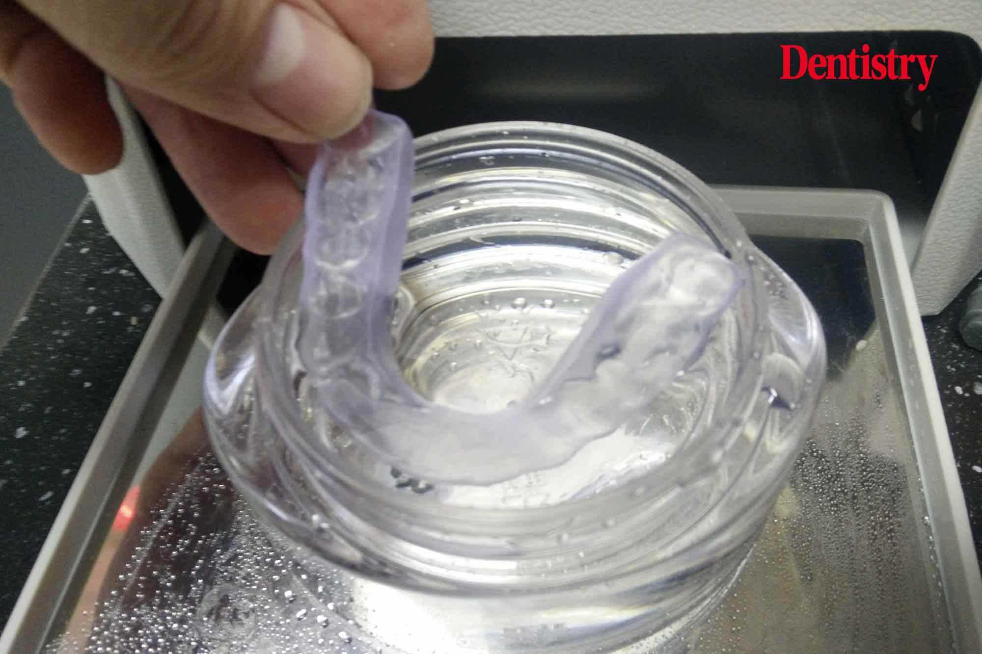 fig-14 Andre Gaul RDT gives a step-by-step overview of the design and fabrication process of printed occlusal splints.